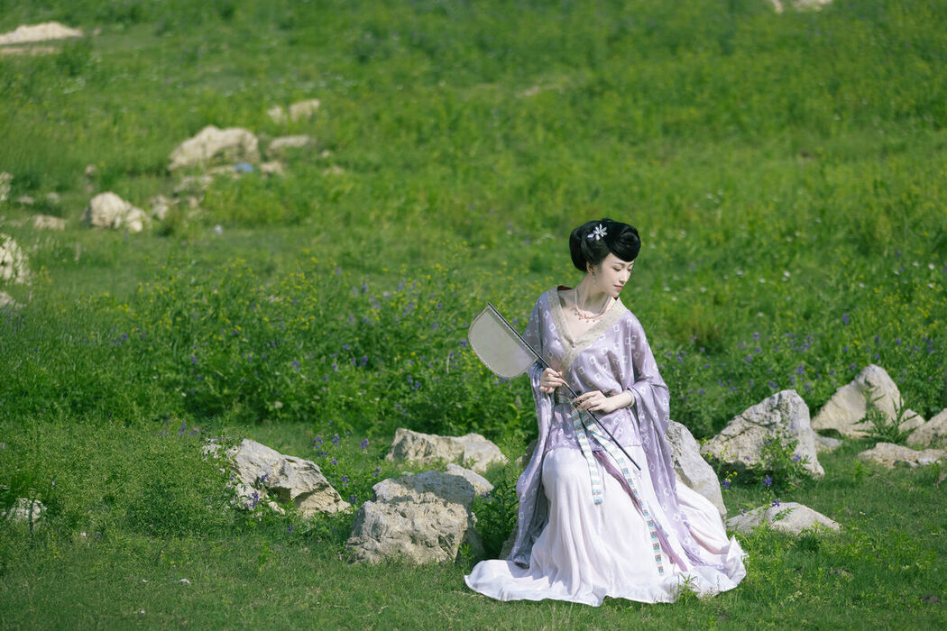 YiTuYu艺图语 Vol.9274 Liu Lian Niu Nai (27P)