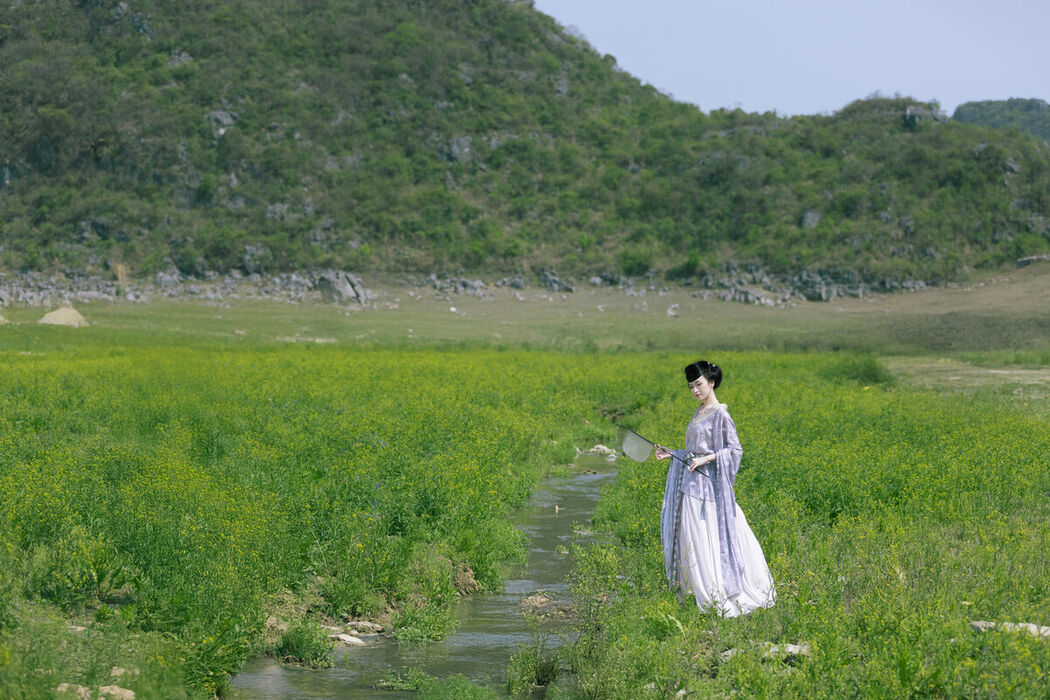 YiTuYu艺图语 Vol.9274 Liu Lian Niu Nai (27P)