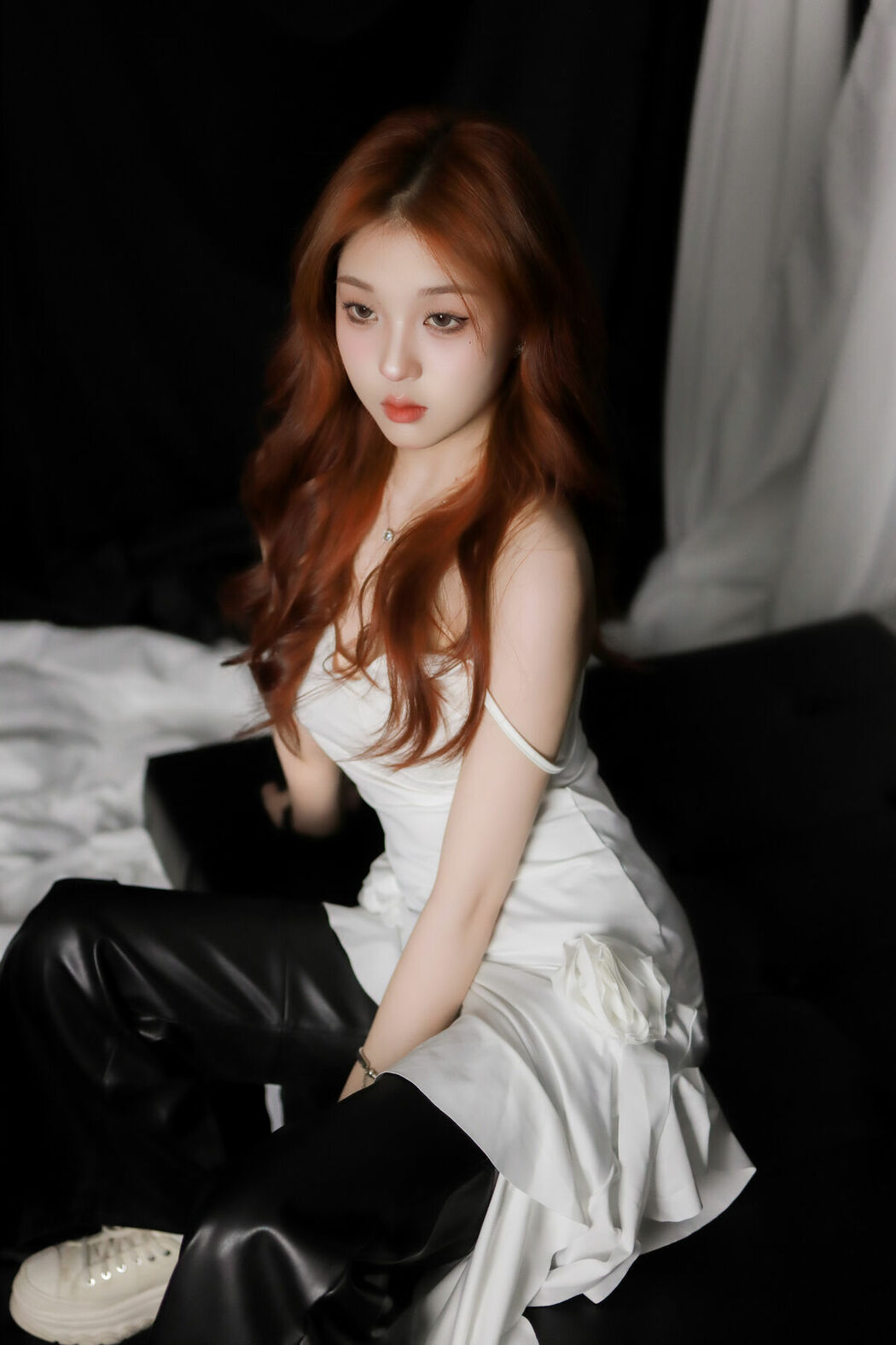 YiTuYu艺图语 Vol.9280 Momo Wu (25P)