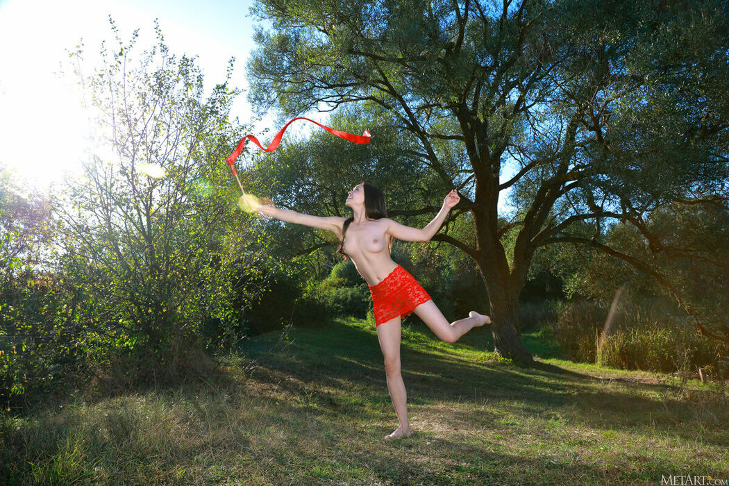 MetArt Mia Grandi – Hot Gymnast Part01 (61P)