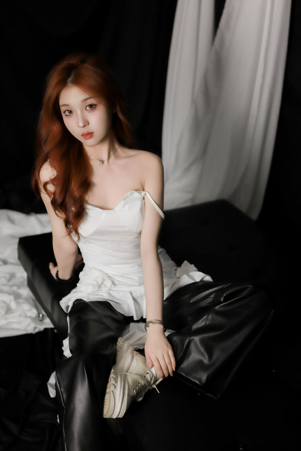 YiTuYu艺图语 Vol.9280 Momo Wu (25P)