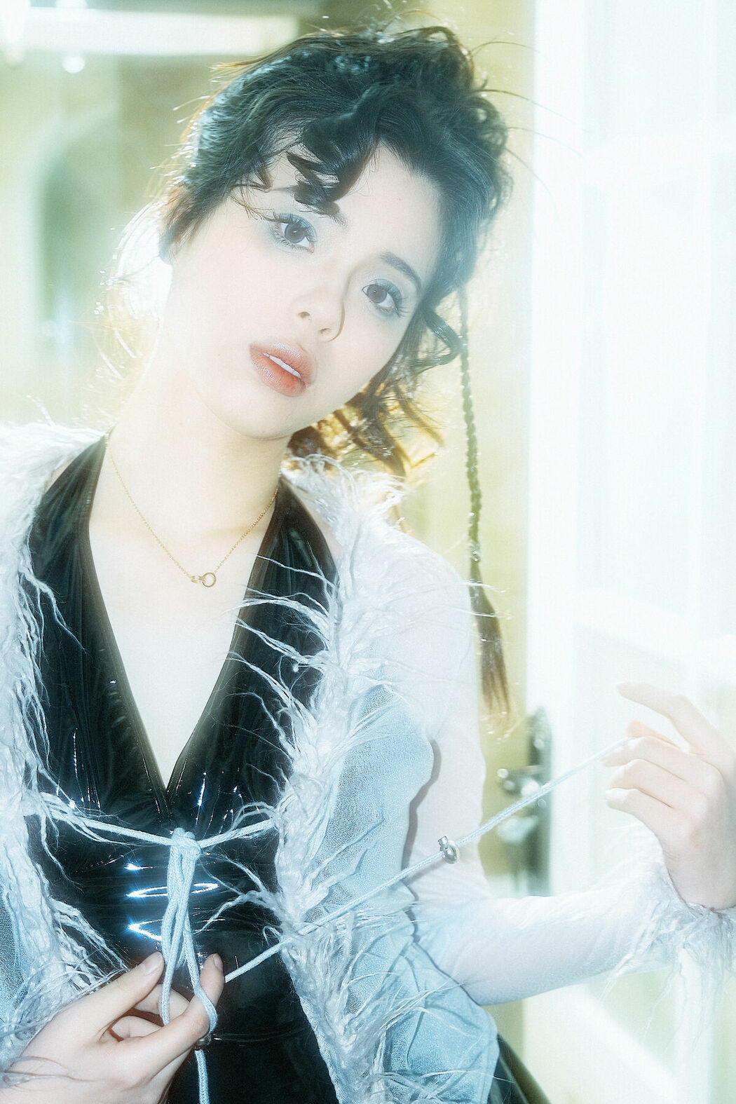 YiTuYu艺图语 Vol.9281 Yi Zhi Qian Qian (14P)