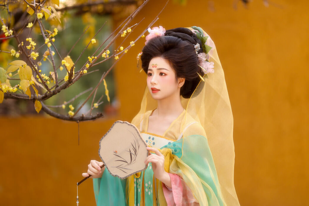 YiTuYu艺图语 Vol.9276 Xiao Du Tong Xue (52P)