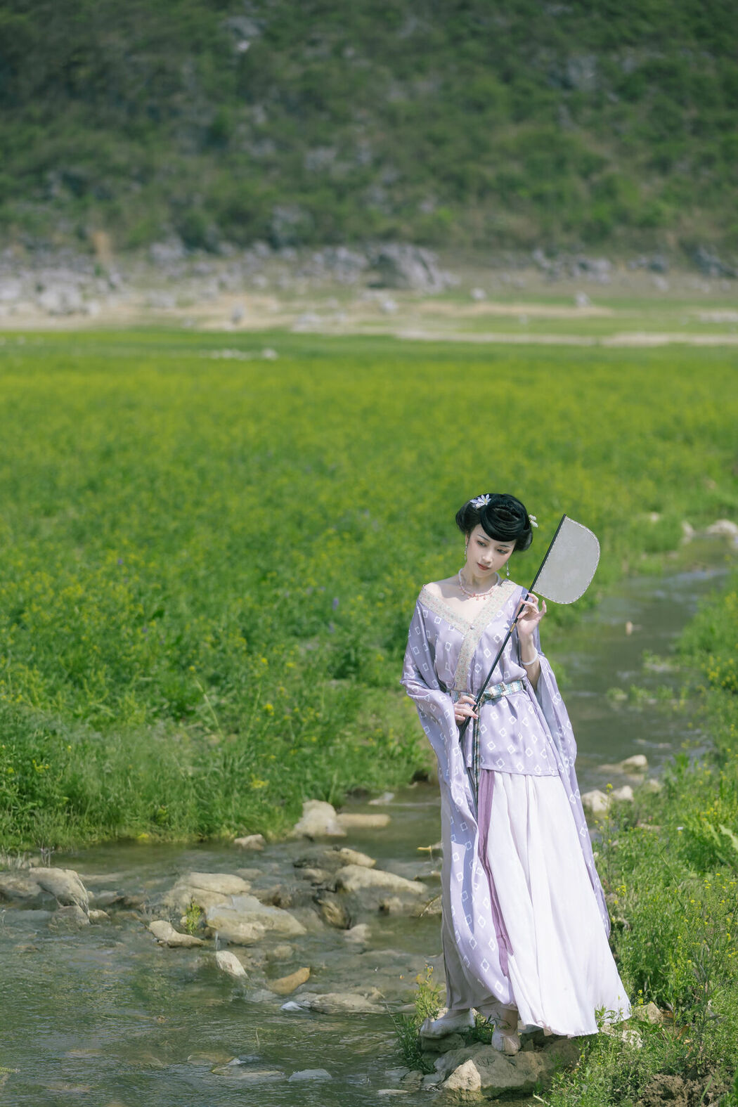 YiTuYu艺图语 Vol.9274 Liu Lian Niu Nai (27P)