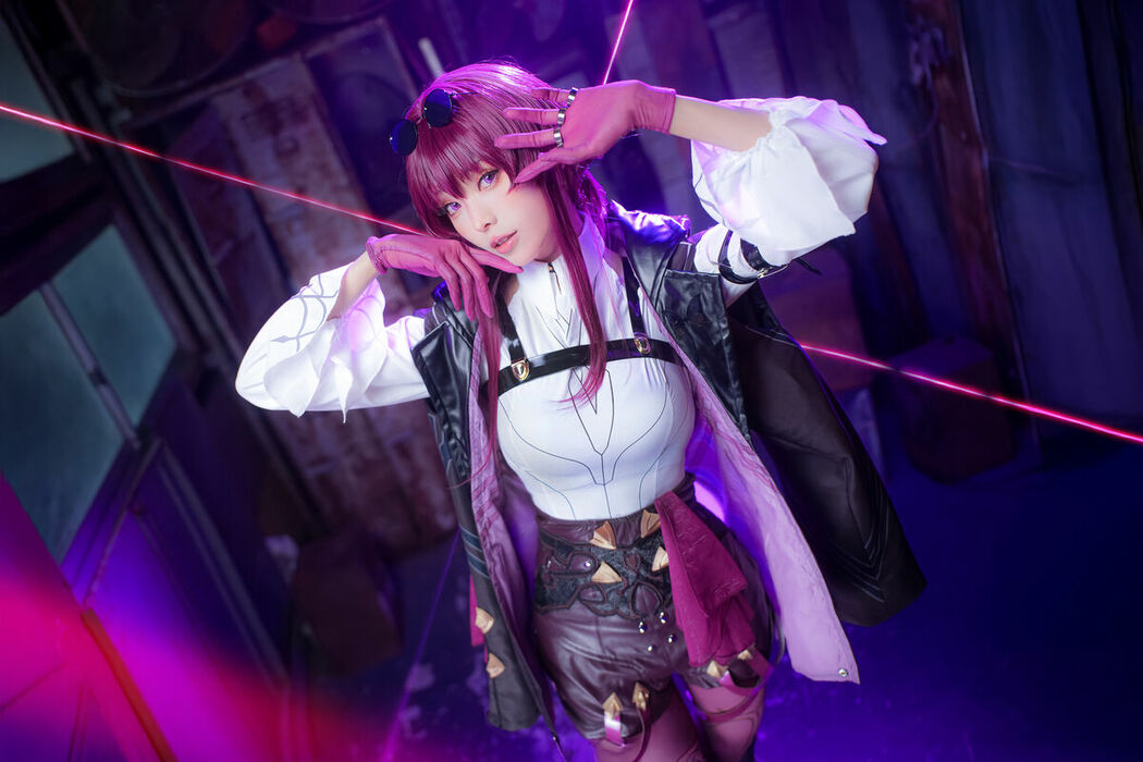Coser@Ely_eee ElyEE子 – Kafka卡芙卡 (21P – 5V)