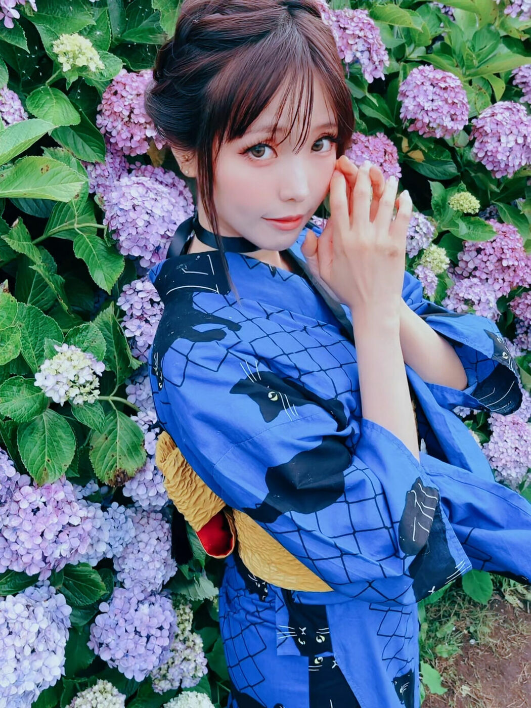 Coser@Ely_eee ElyEE子 – Rainy Season Black Cat (39P – 4V)