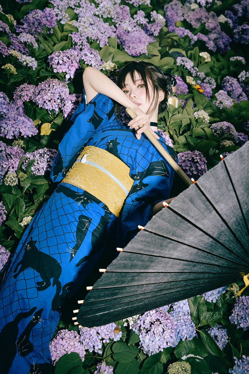 Coser@Ely_eee ElyEE子 – Rainy Season Black Cat (39P – 4V)