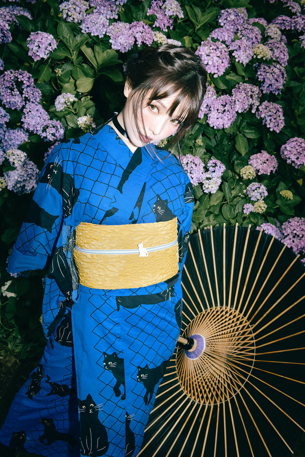 Coser@Ely_eee ElyEE子 – Rainy Season Black Cat (39P – 4V)