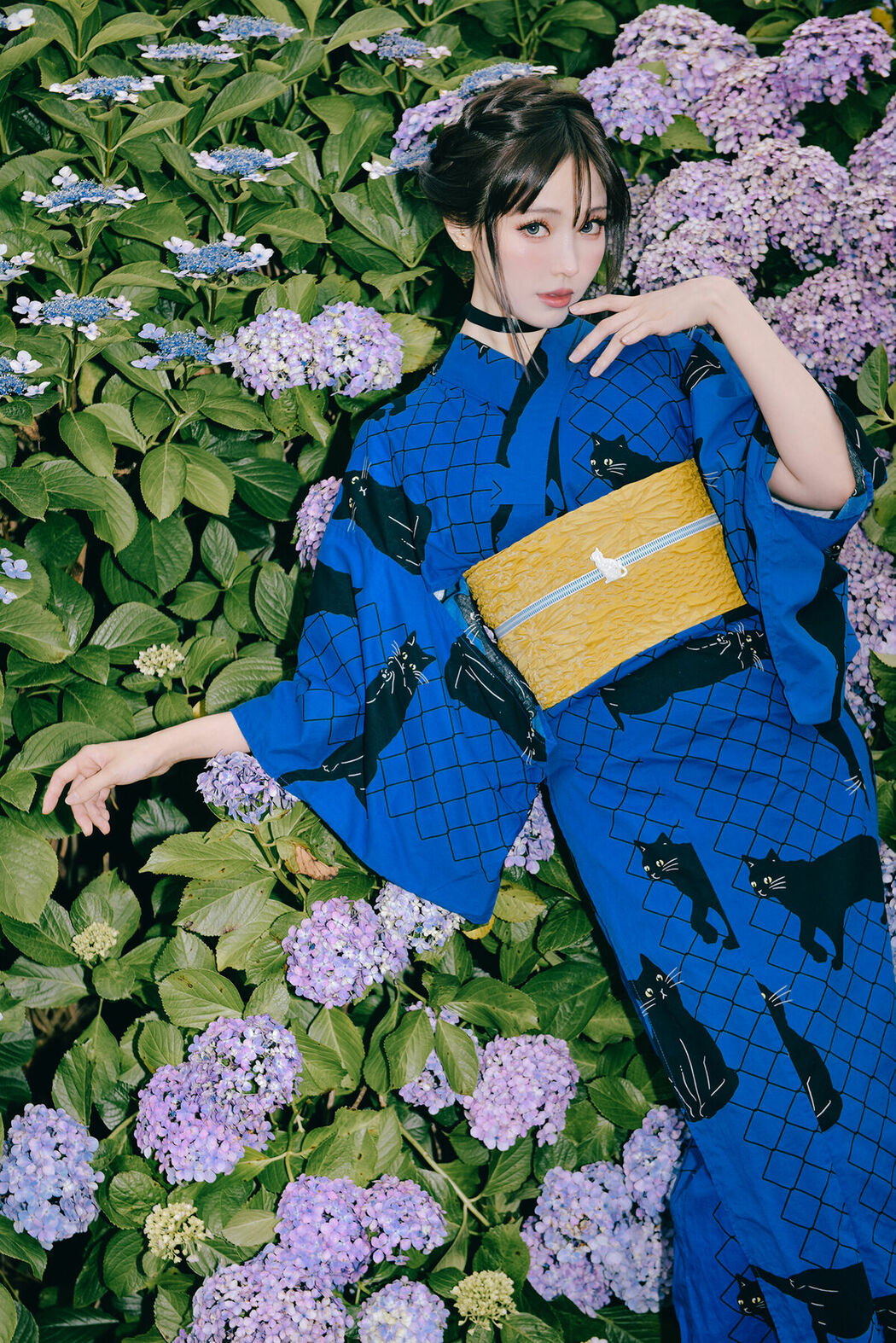 Coser@Ely_eee ElyEE子 – Rainy Season Black Cat (39P – 4V)