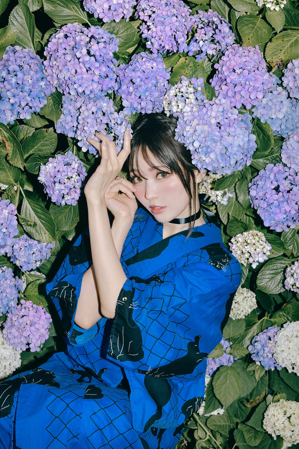 Coser@Ely_eee ElyEE子 – Rainy Season Black Cat (39P – 4V)