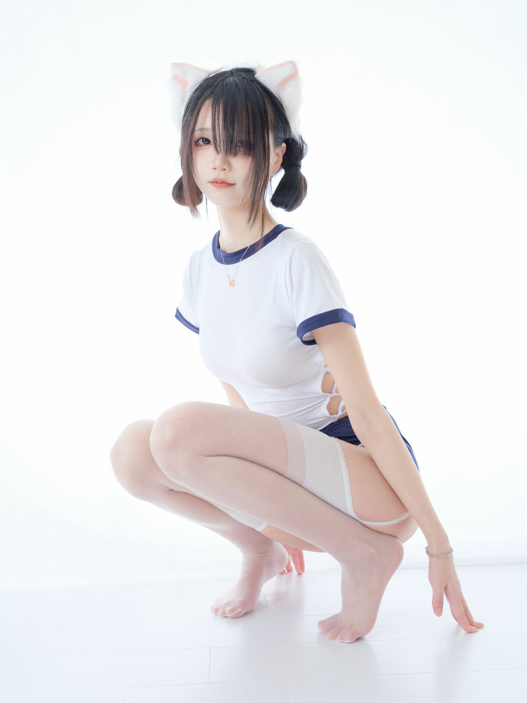 Coser@五更百鬼 – 舰长 体操服 猫耳 (26P)