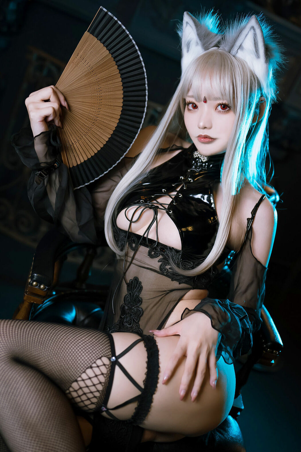 Coser@くろてぃあ くろ – CHINA DRESS (51P) Cover Photo