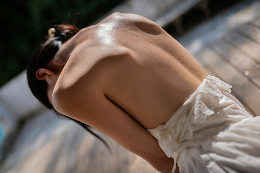 Coser@年年Nnian – 夏日物语 (38P)