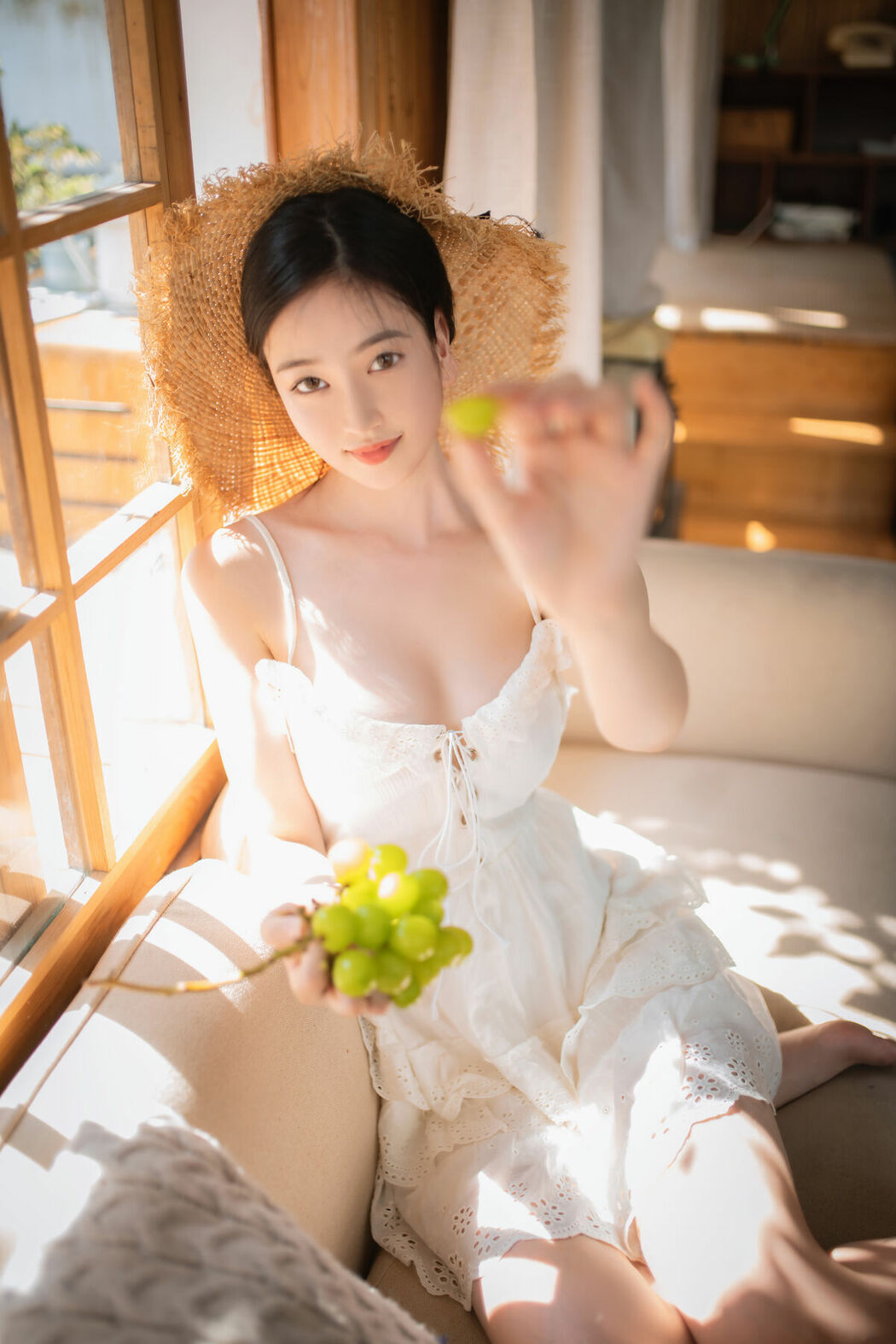Coser@年年Nnian – 夏日物语 (38P)