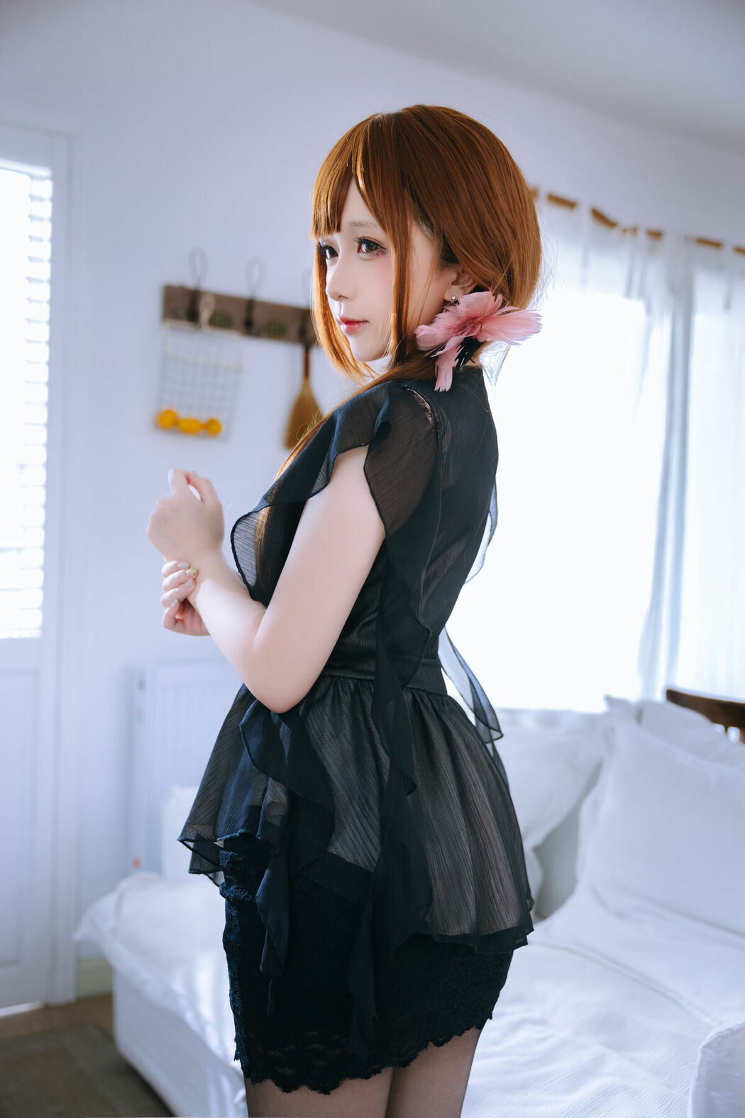 Coser@日奈娇 – 未亡人 Part02 (60P)