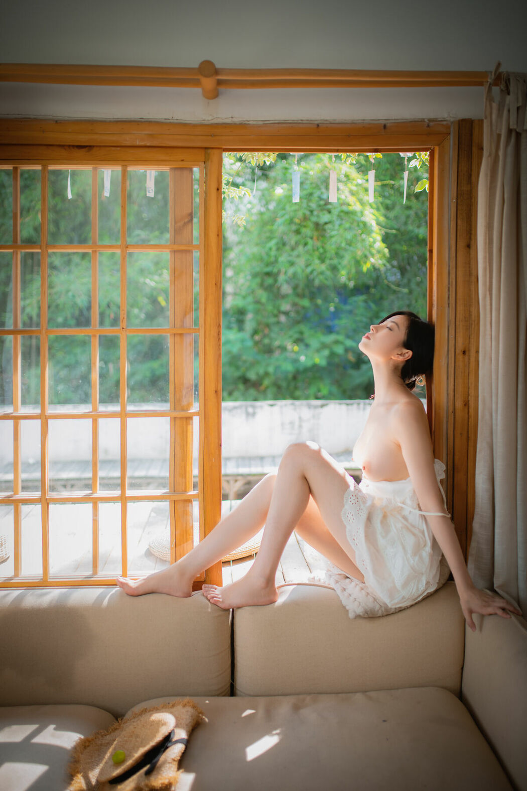 Coser@年年Nnian – 夏日物语 (38P)