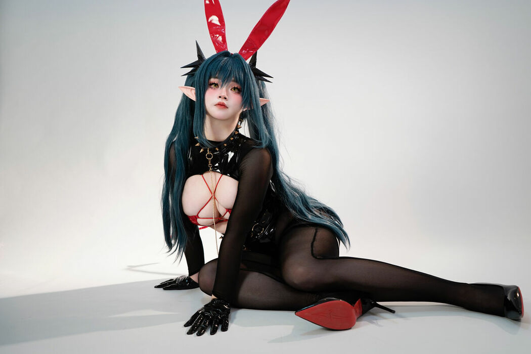 Coser@毛毛帽 – 雷根斯堡 Part02 (66P)