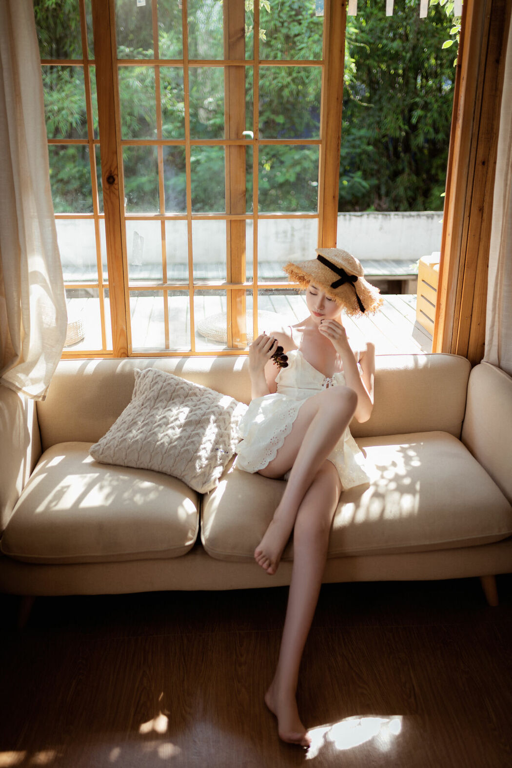 Coser@年年Nnian – 夏日物语 (38P)