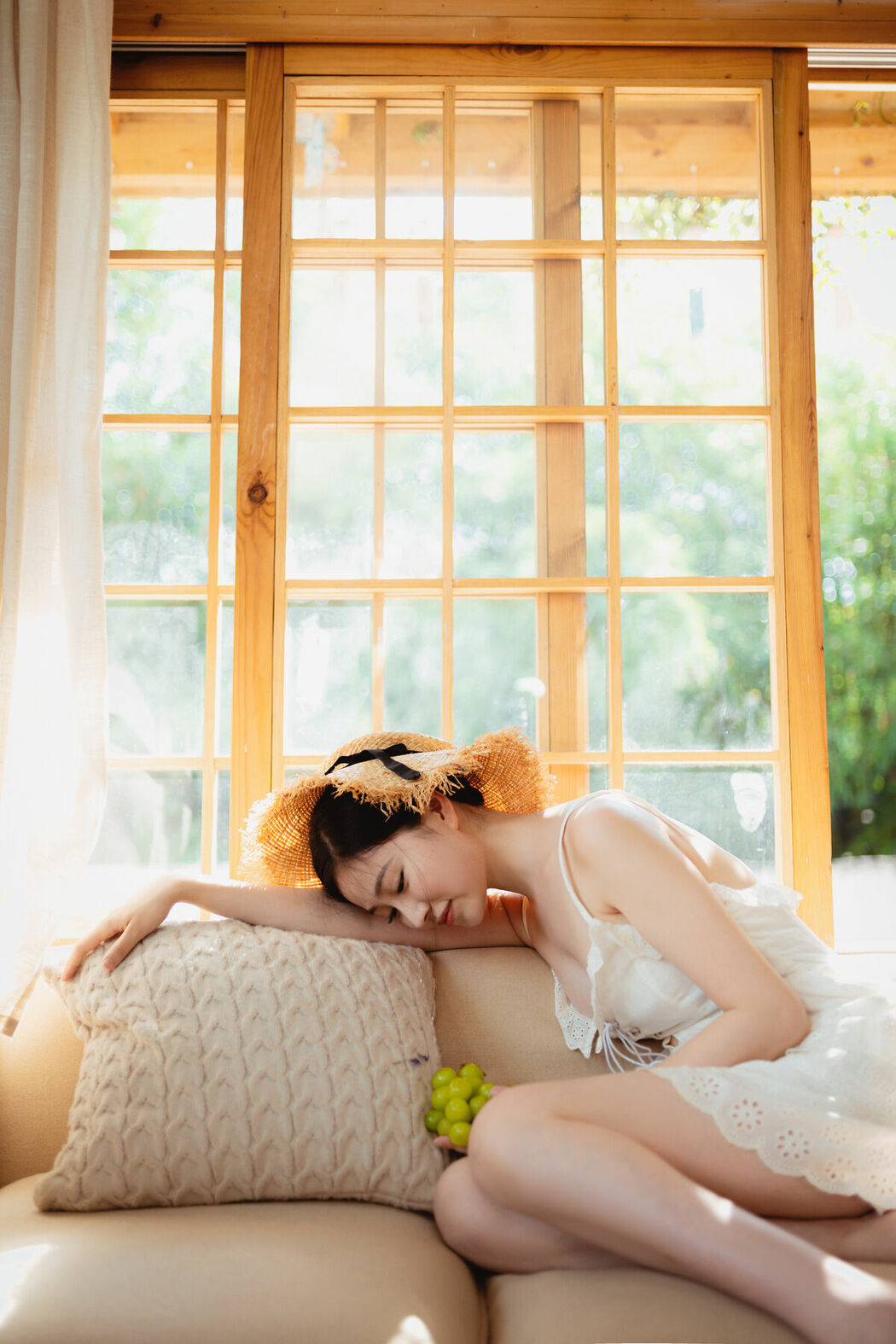 Coser@年年Nnian – 夏日物语 (38P)