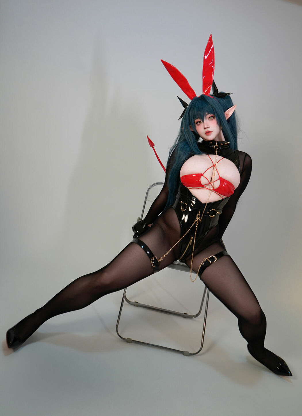 Coser@毛毛帽 – 雷根斯堡 Part01 (67P – 5V)