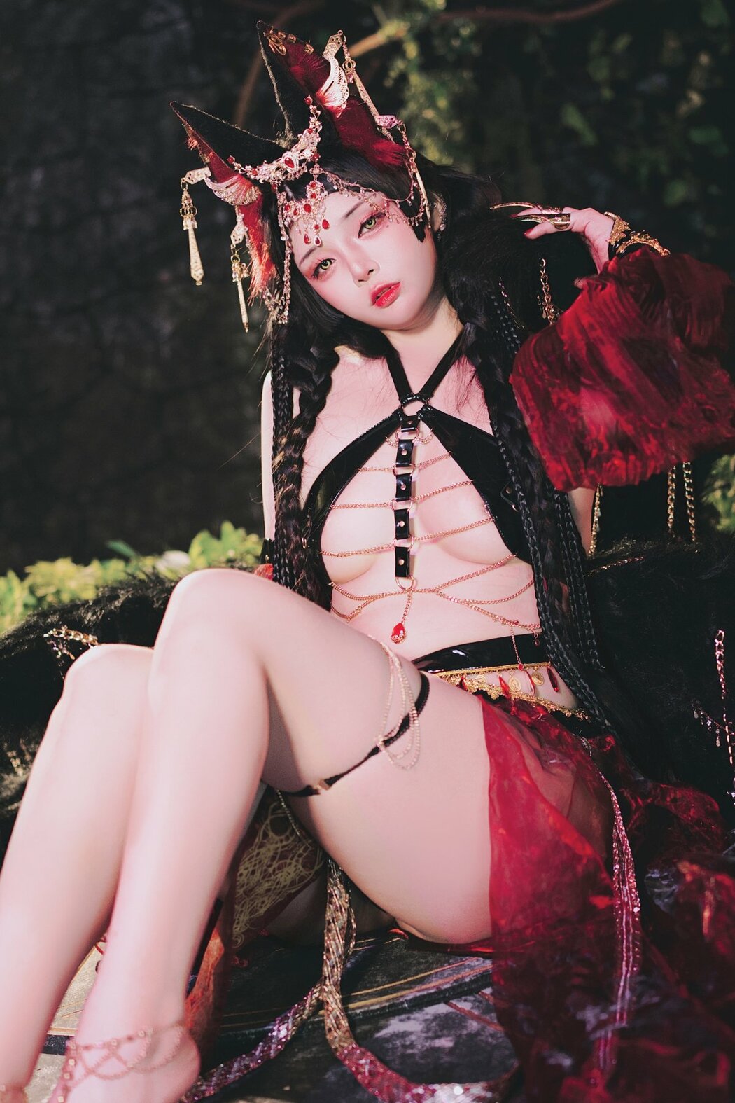 Coser@落落Raku – 宵闇神樂 (33P) Cover Photo