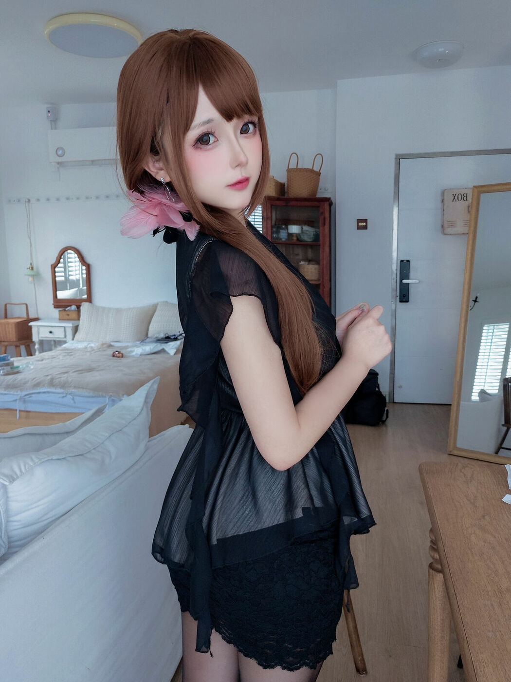 Coser@日奈娇 – 未亡人 Part02 (60P)