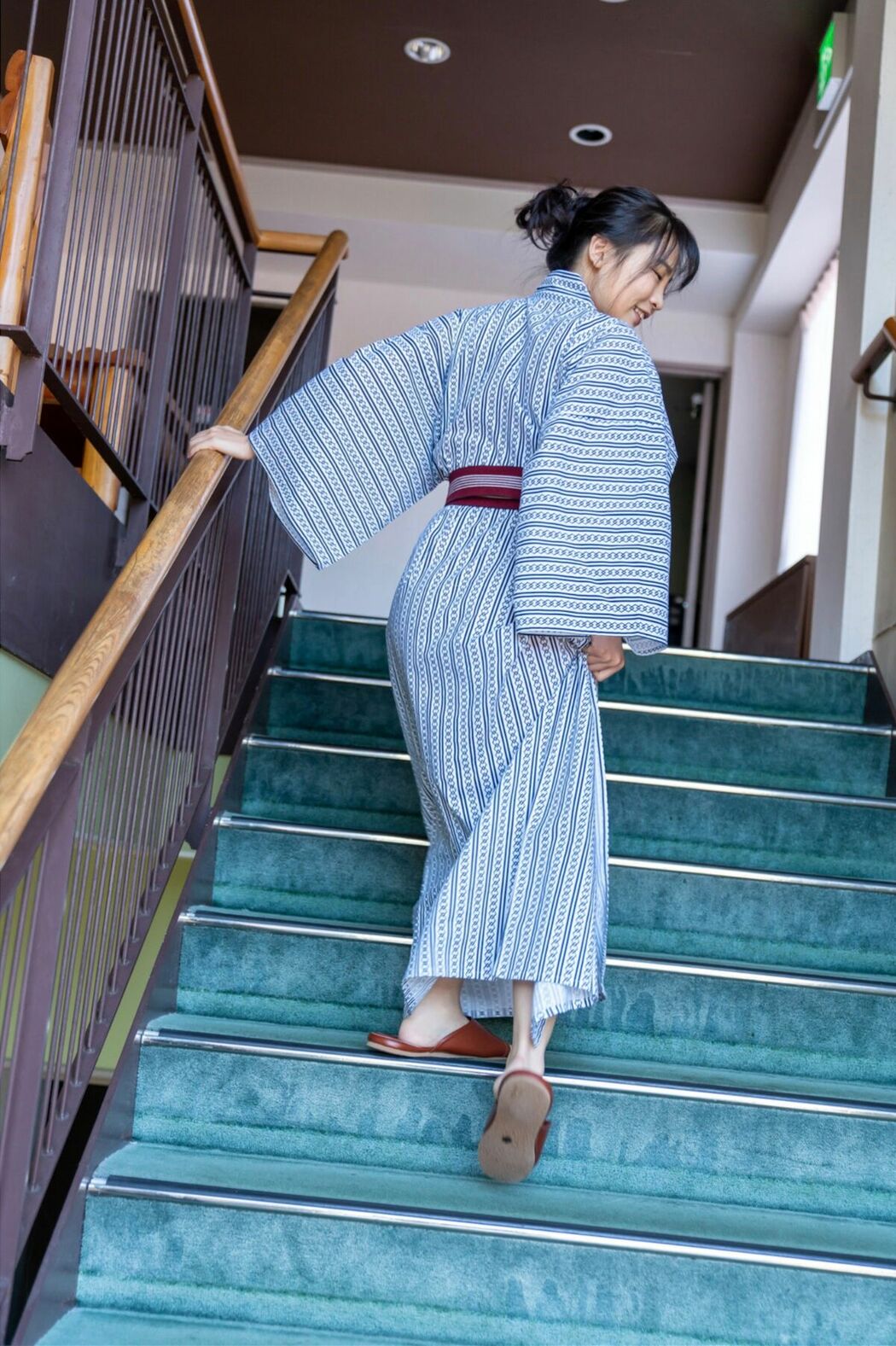 JP Aoi Kururugi 枢木あおい – グラビア写真集 PRESTIGE PHOTOGENICS (38P)