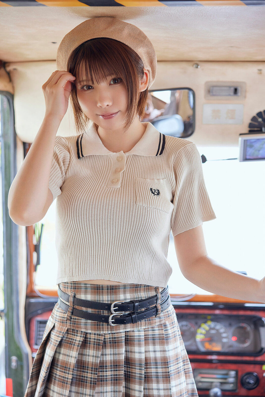 JP Enako えなこ – えなこ日和 ヤングチャンピオンデジグラ (71P)