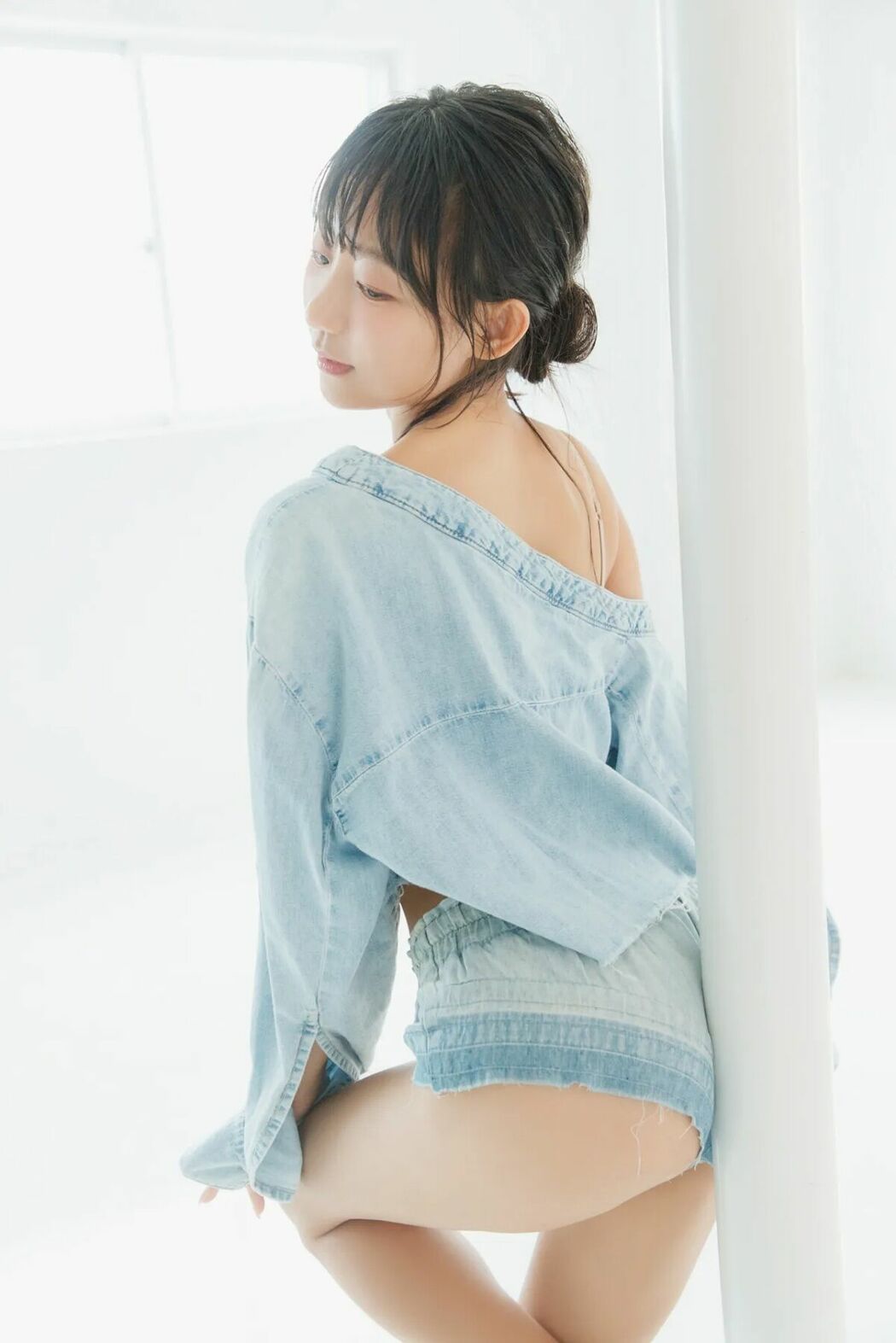 JP Eunji Pyo 표은지 – FRIDAYデジタル写真集 Juicy (73P)