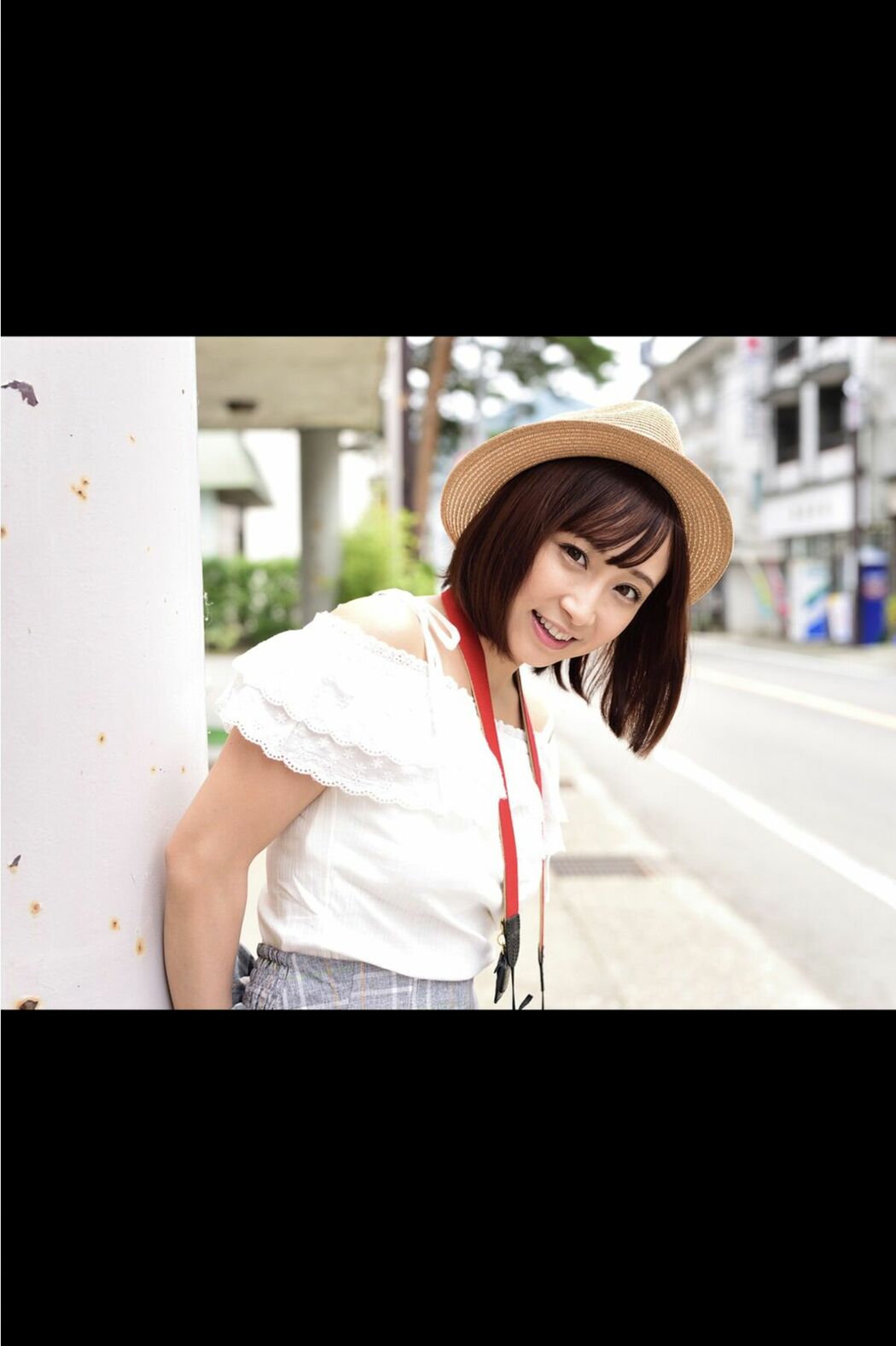 JP Ayumi Kimino きみと歩実 – Giri Idol Club A Short Trip To The Hot Springs With You キミと温泉小旅行 (71P)