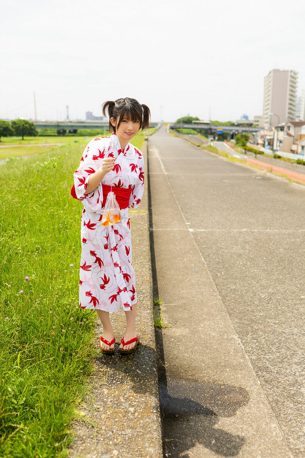 JP Enako えなこ – えなこ日和 ヤングチャンピオンデジグラ (71P)