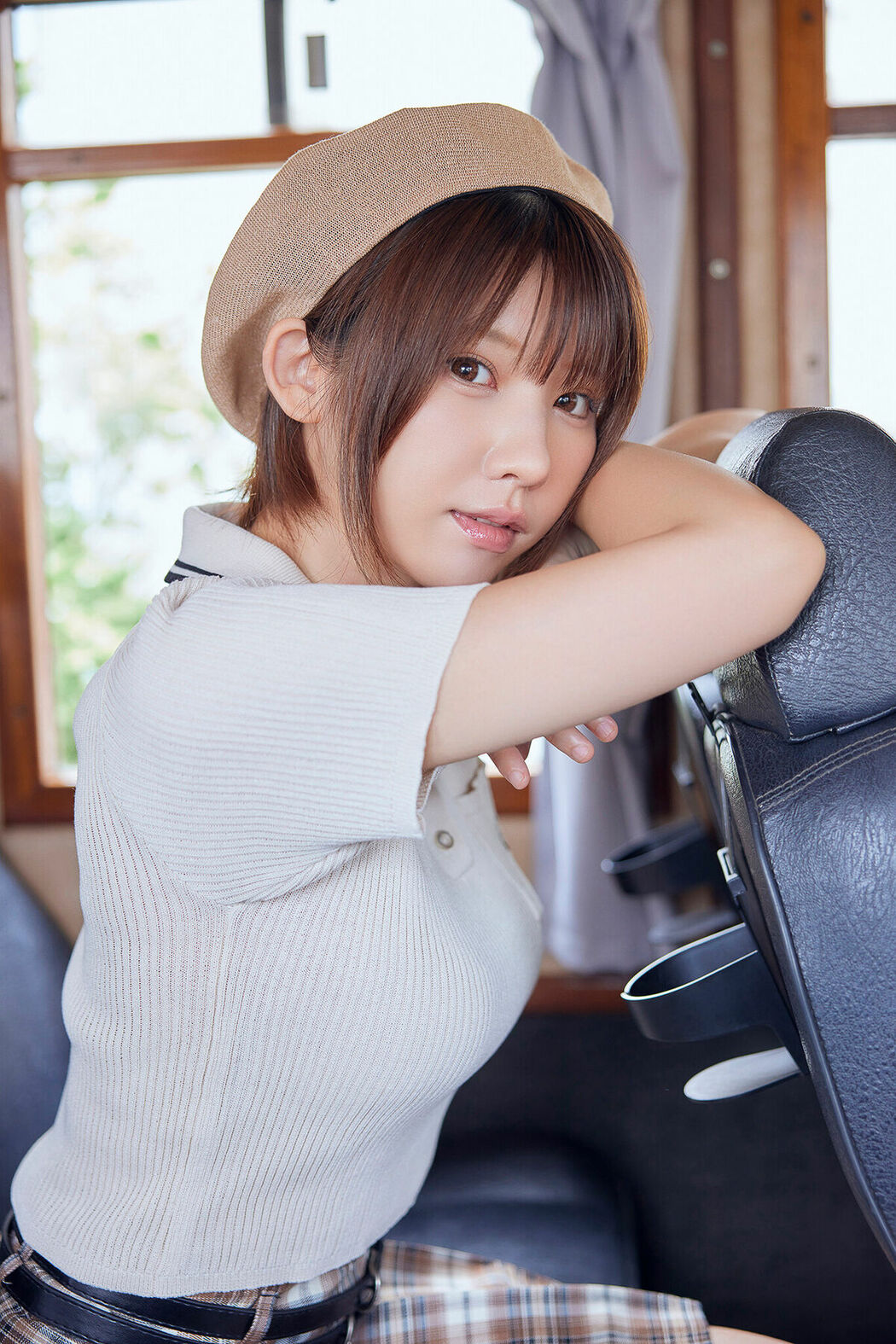 JP Enako えなこ – えなこ日和 ヤングチャンピオンデジグラ (71P)