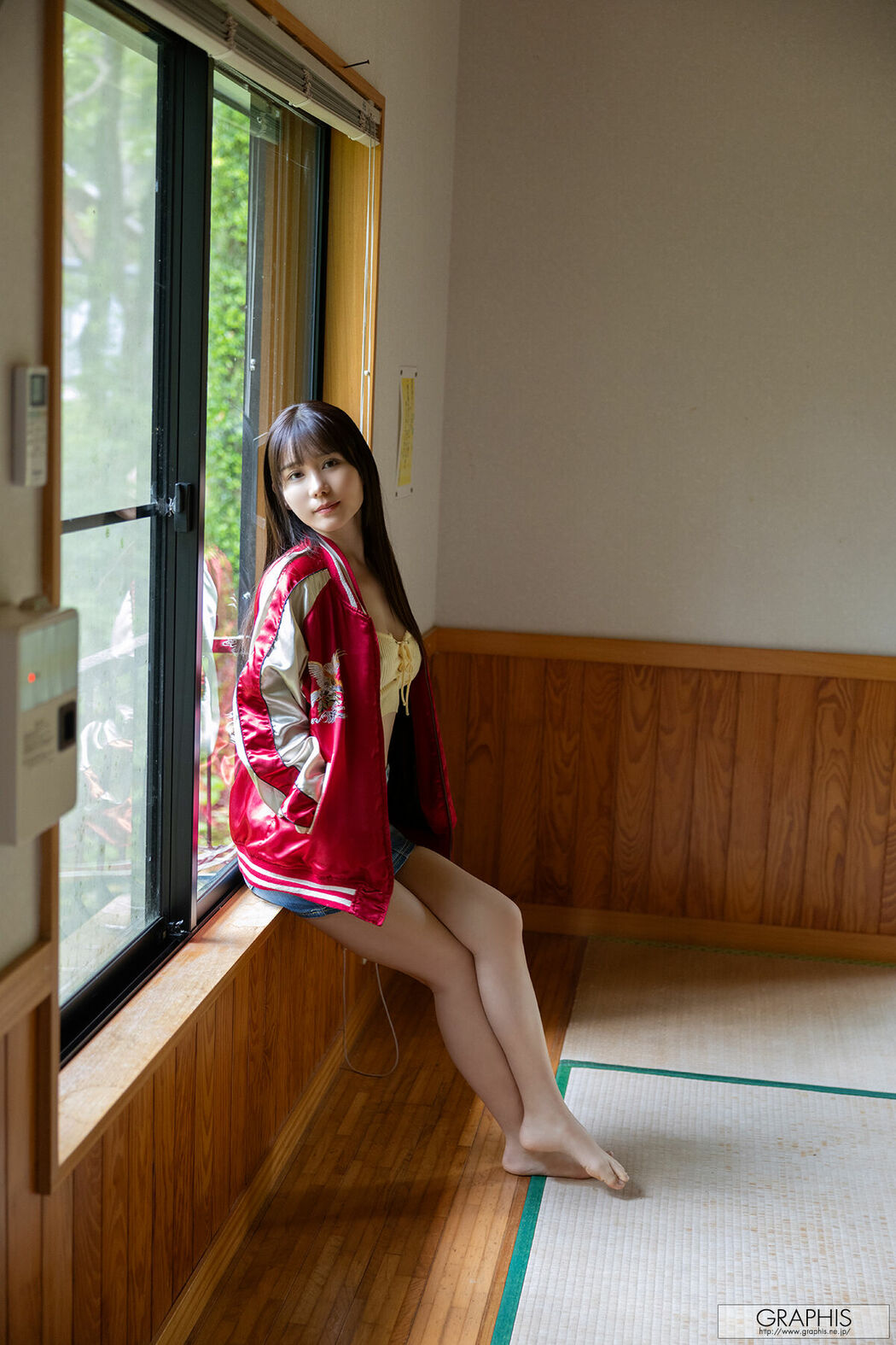 JP Mei Itsukaichi 五日市芽依 – Graphis Special Gravure Vacation Vol.3 (21P)