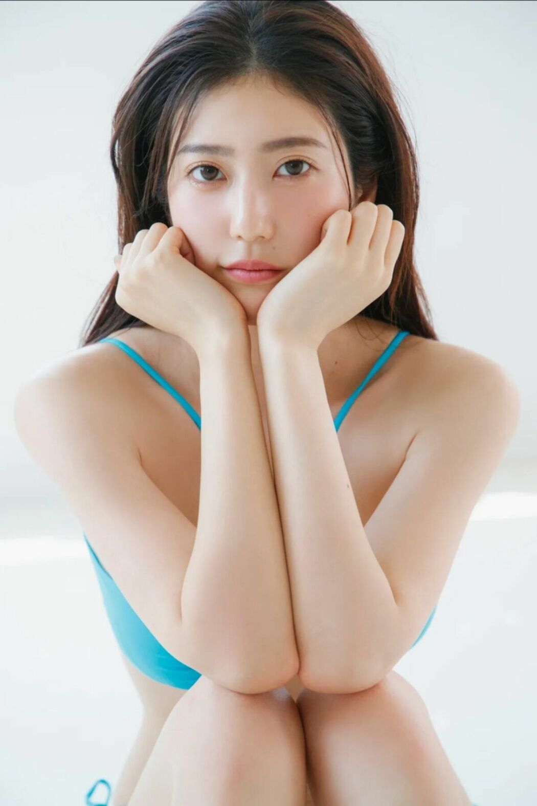 JP Natsuki Abe 阿部なつき – FRIDAY Monthly Girl 053 完全未発表100カット＆ムービー Part02 (51P)