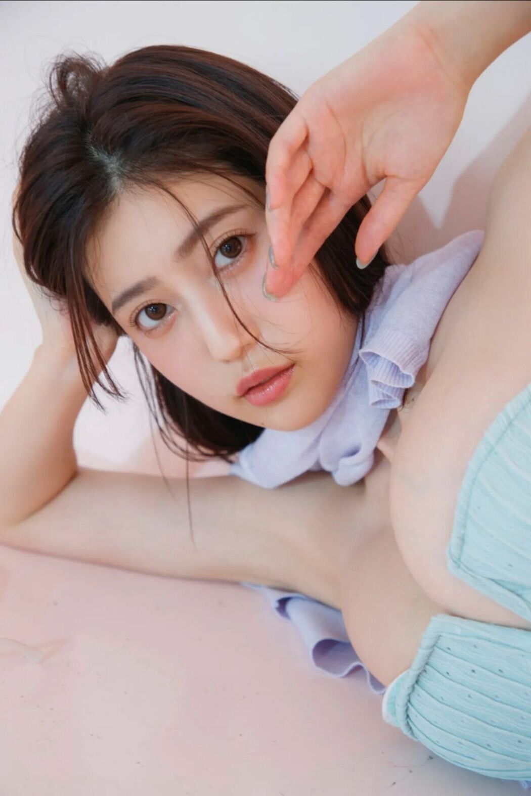 JP Natsuki Abe 阿部なつき – FRIDAY Monthly Girl 053 完全未発表100カット＆ムービー Part02 (51P)