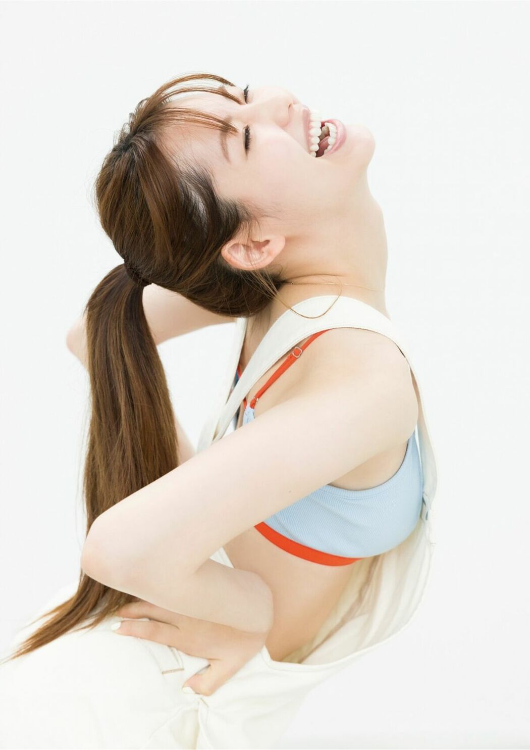 JP Riho Nakamura 中村里帆 – 写真集 Attention, please YJ PHOTO BOOK (27P)