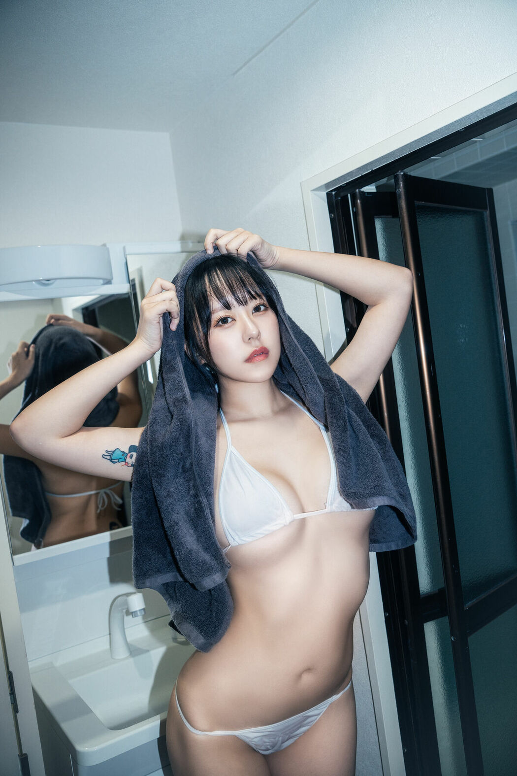 JP Mina Pochico 音羽美奈 – First Photobook Part02 (49P)