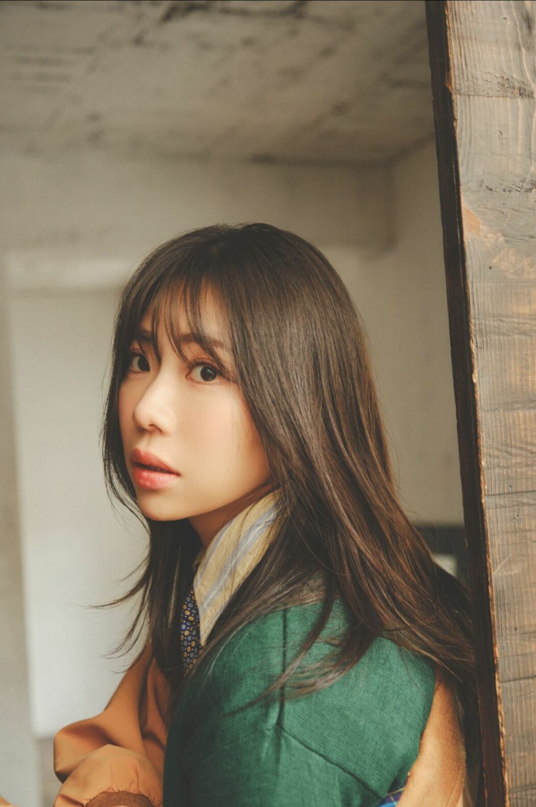 JP Suzuki Fumina 鈴木富美奈 – FLASHデジタル写真集 私を捕まえて (50P)