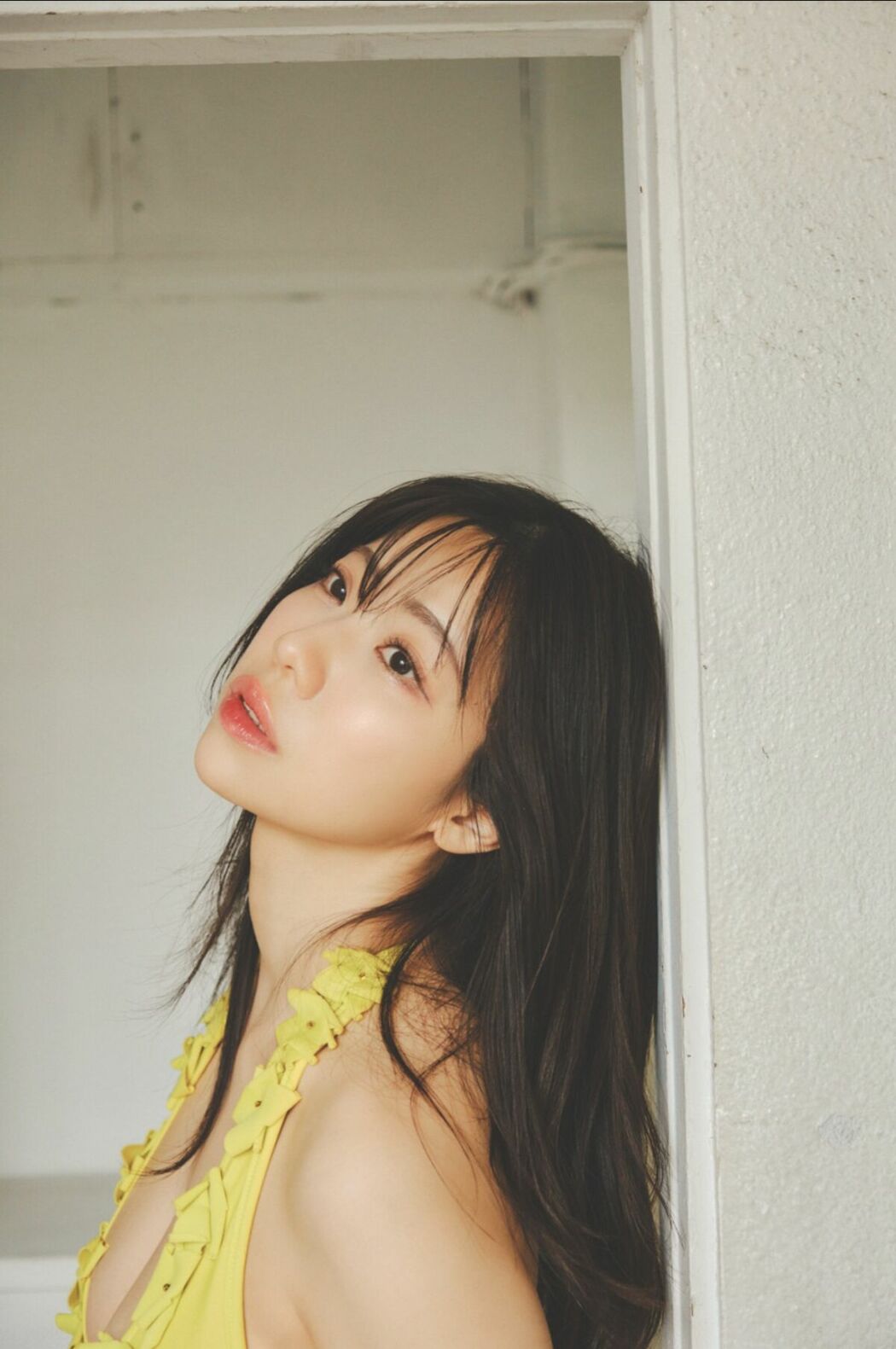 JP Suzuki Fumina 鈴木富美奈 – FLASHデジタル写真集 私を捕まえて (50P)