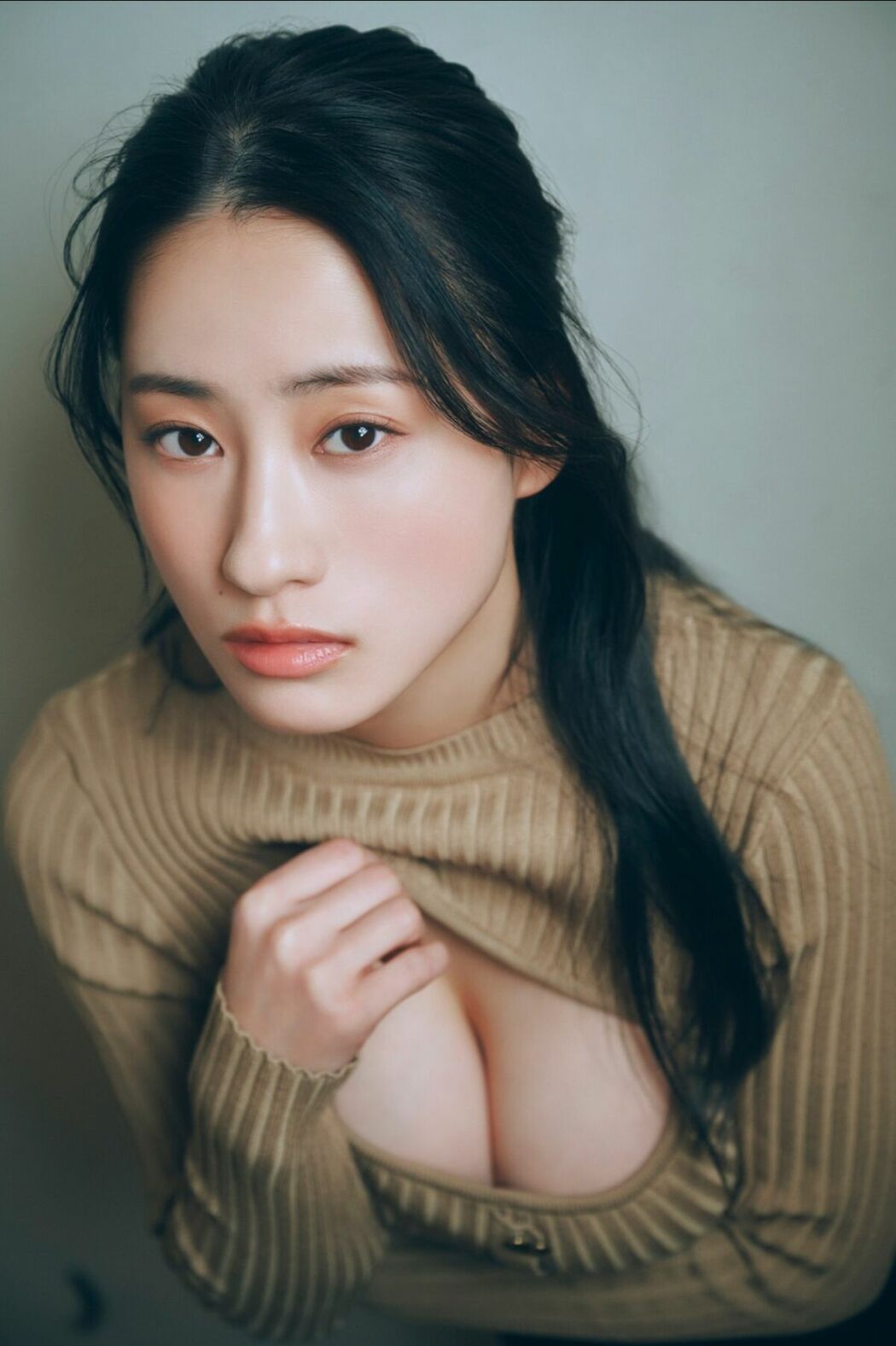 JP Sumida Ayano 澄田綾乃 – FLASHデジタル写真集 熱くさせて (85P)