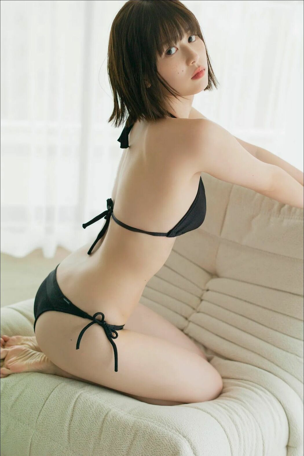 JP Yuzuha Saeki 冴木柚葉 – FRIDAY Monthly Girl 047 完全未発表100カット (91P)