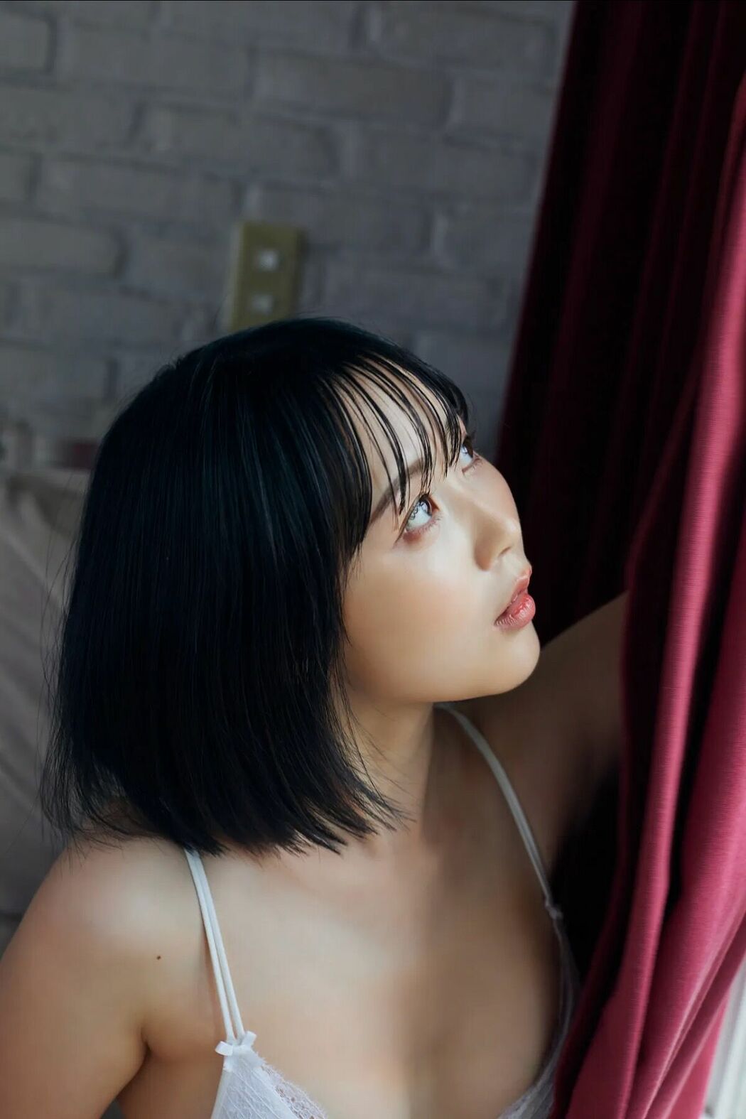 JP Yuki Yomichi 夜道雪 – FRIDAYデジタル写真集 ぎゅーってしよ Part01 (53P)