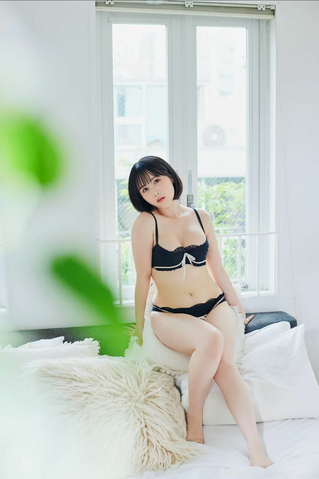 JP Yuki Yomichi 夜道雪 – FRIDAYデジタル写真集 ぎゅーってしよ Part01 (53P)