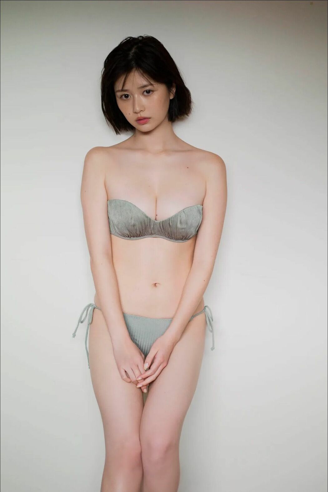 JP Yuzuha Saeki 冴木柚葉 – FRIDAY Monthly Girl 047 完全未発表100カット (91P)