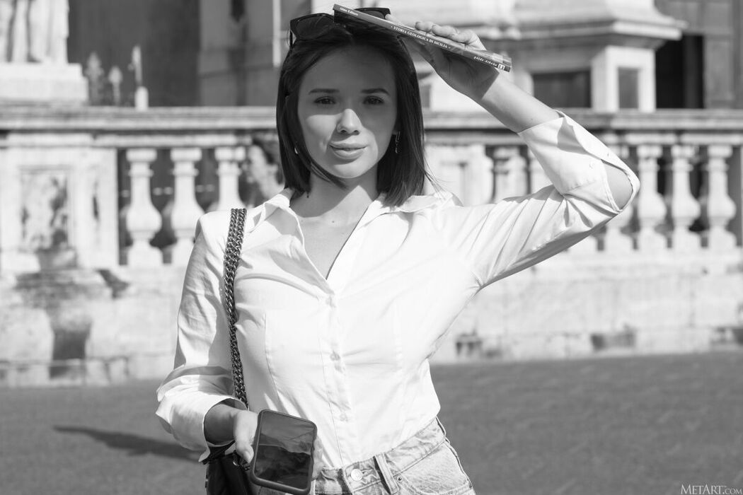 MetArt Eve Sweet – Find My Way Part01 (68P)