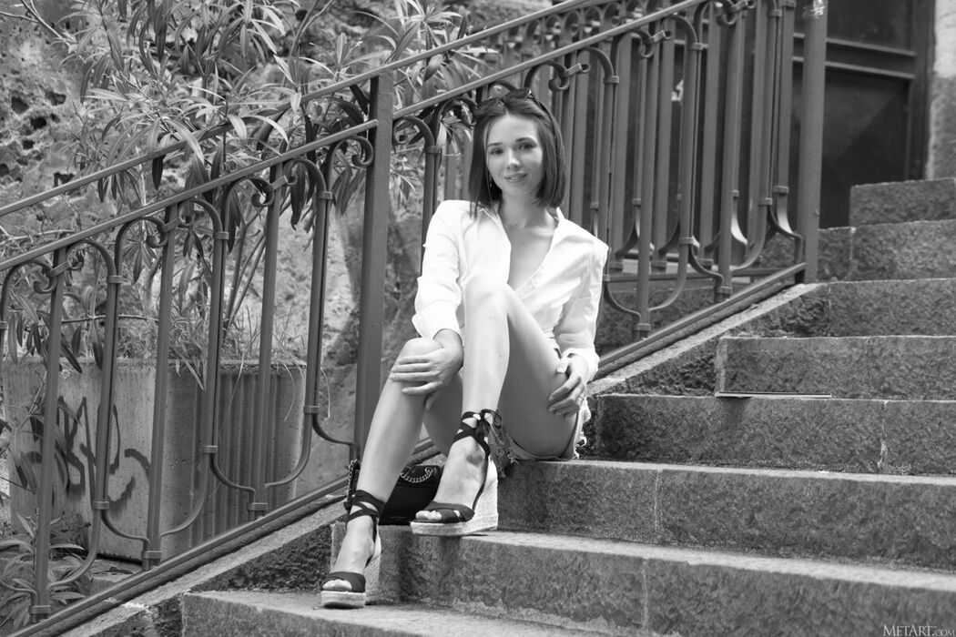 MetArt Eve Sweet – Find My Way Part01 (68P)