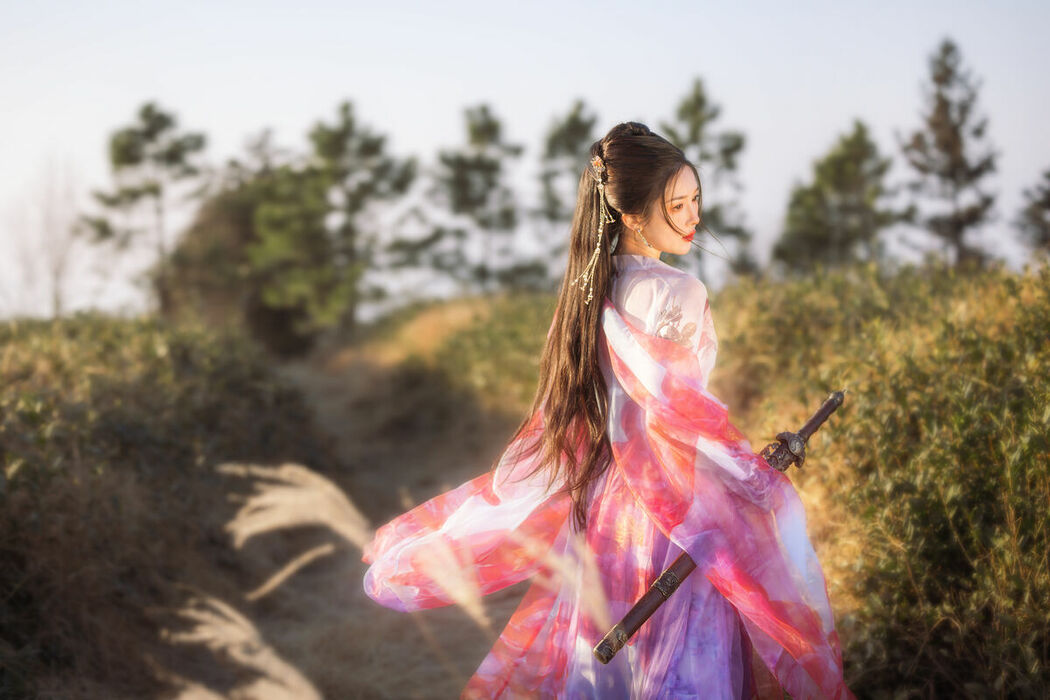 YiTuYu艺图语 Vol.9295 Cang Da Lao (18P)