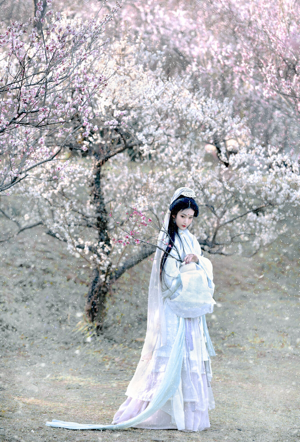 YiTuYu艺图语 Vol.9316 He Li Han (15P)