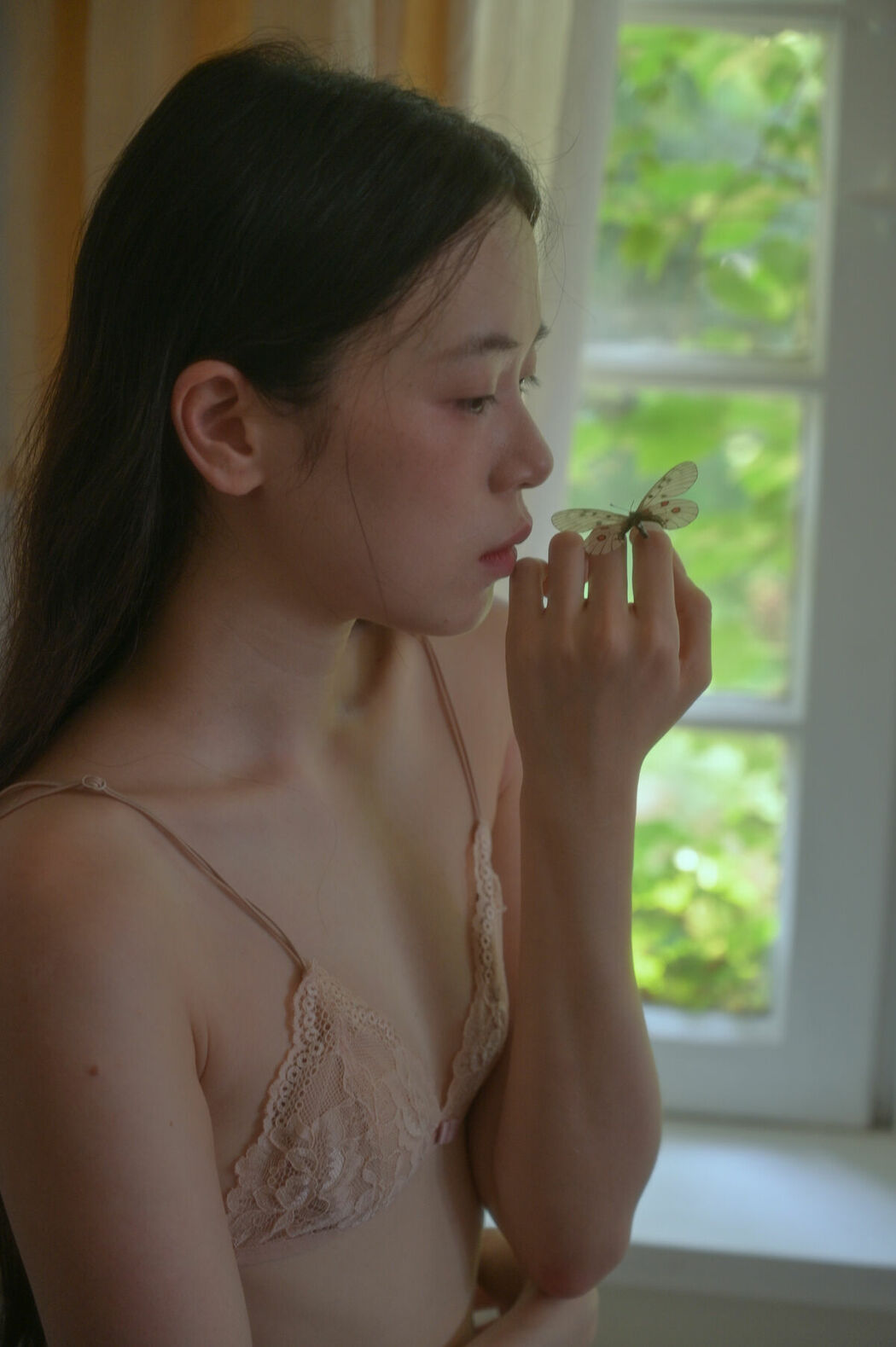 YiTuYu艺图语 Vol.9304 Cai Jing Fan (34P)