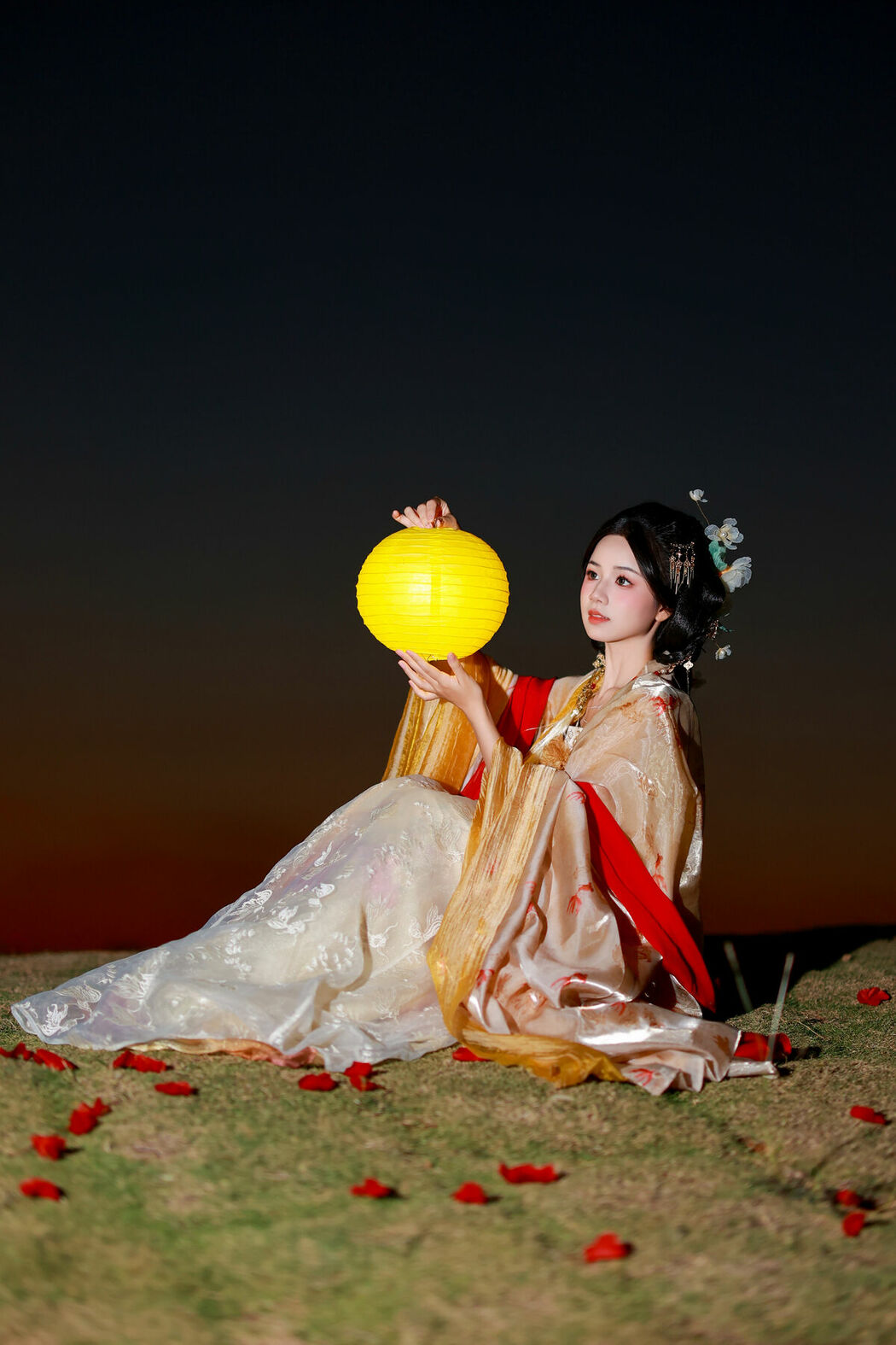 YiTuYu艺图语 Vol.9311 Xiao Du Tong Xue (37P)